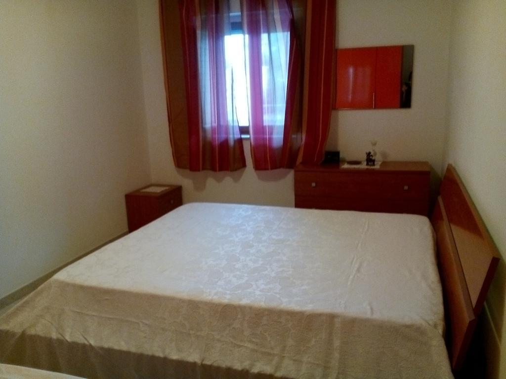 Marechiaro Villa Foce Varano Room photo